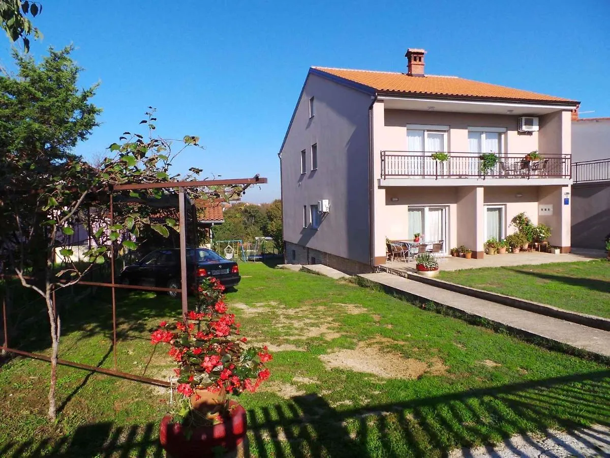Apartment In Fazana/Istrien 8621 Valbandon 0*,  Croacia